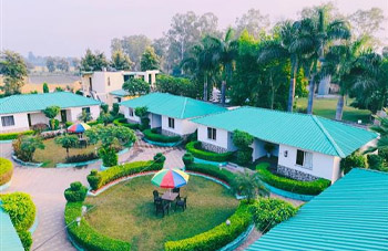 Royals Moonlight Resort